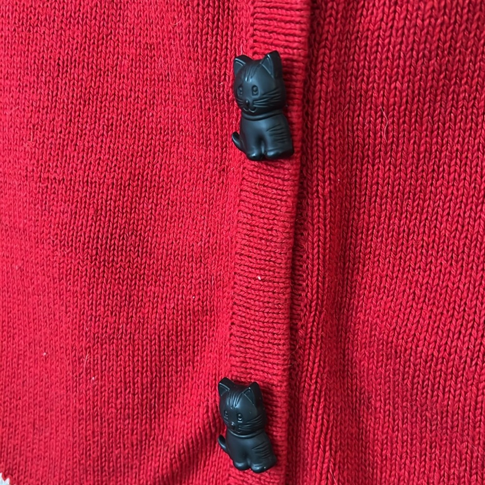 Red Cat Design Sweater - Picture 4 of 8